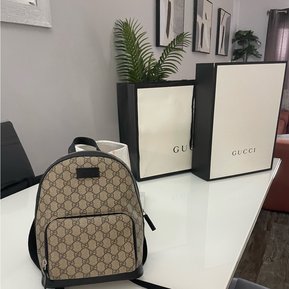 GUCCI GG Supreme Small Backpack